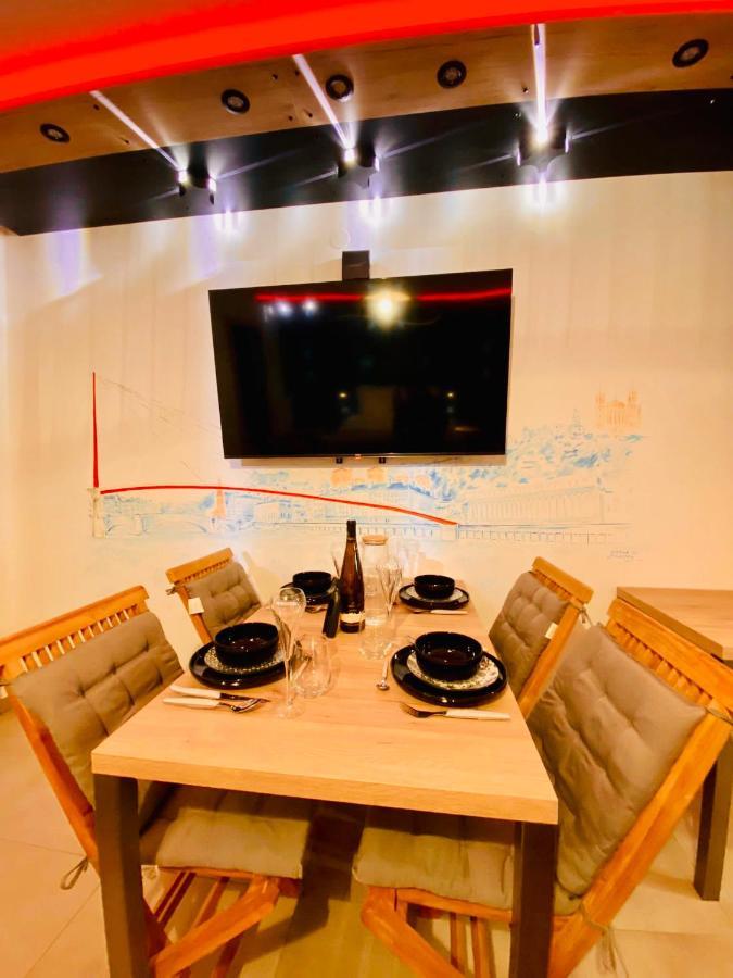 Bel-mod Bugey - Belvedere Moderne Apartment Lyon